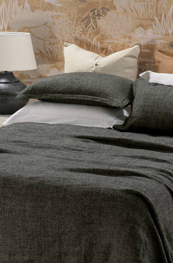 Bianca Lorenne - Cela Charcoal Bedspread (Pillowcases-Eurocases Sold Separately)